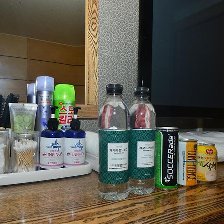 Daegu Mellow Motel Buitenkant foto
