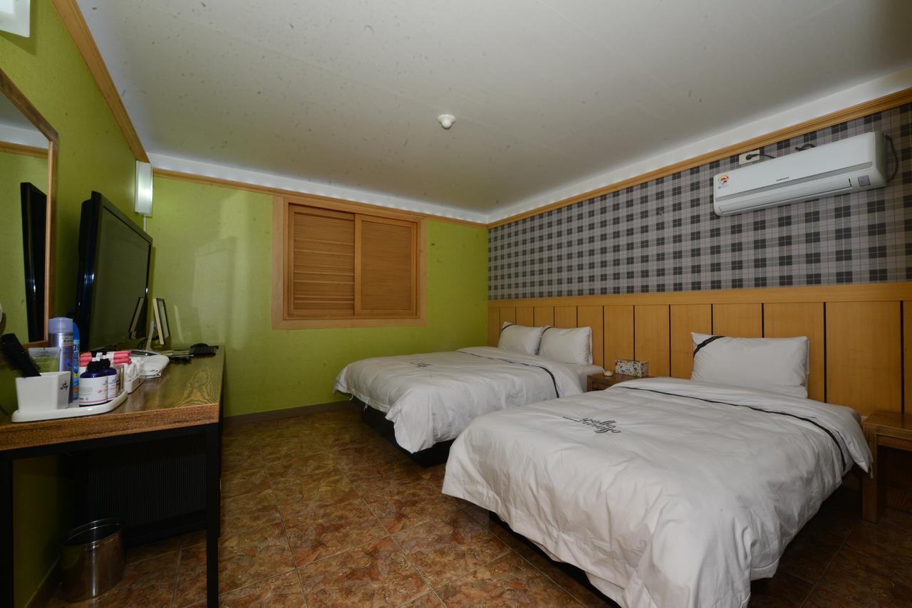 Daegu Mellow Motel Buitenkant foto